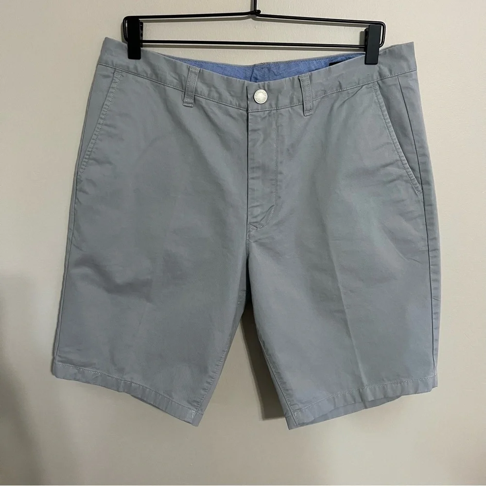 Bonobos Men’s Gray Slim 9 Inch Chino Shorts size 34